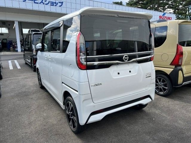 NISSAN ROOX 4WD 2023