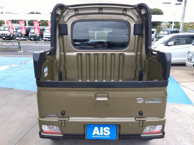 DAIHATSU ATRAI deckvan 4WD 2022