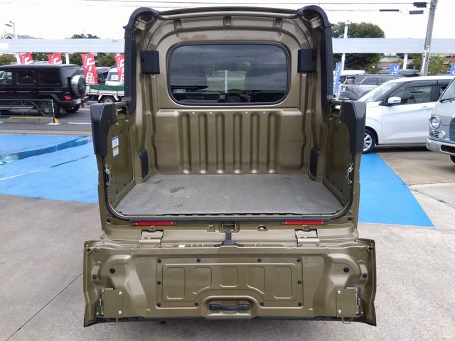 DAIHATSU ATRAI deckvan 4WD 2022