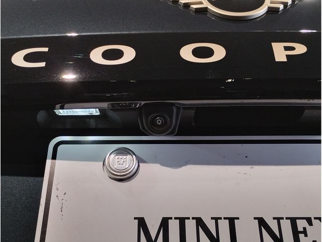 BMW MINI COOPER 5DOOR 2024