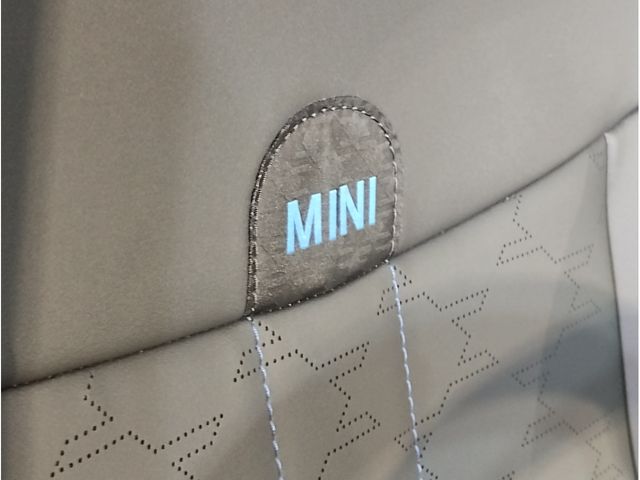 BMW MINI COOPER 5DOOR 2024