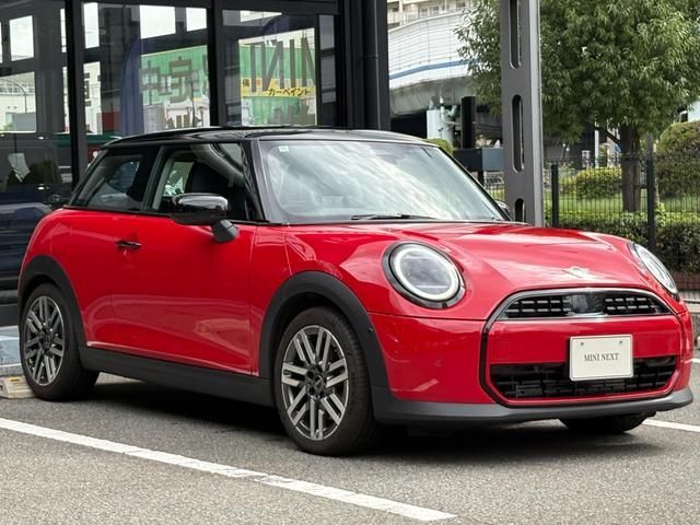 BMW MINI COOPER 2024