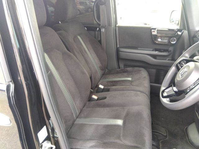 HONDA N BOX CUSTOM 2021