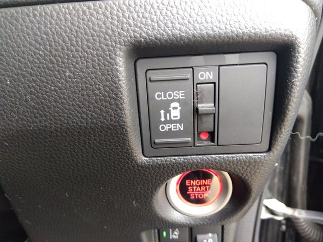 HONDA N BOX CUSTOM 2021