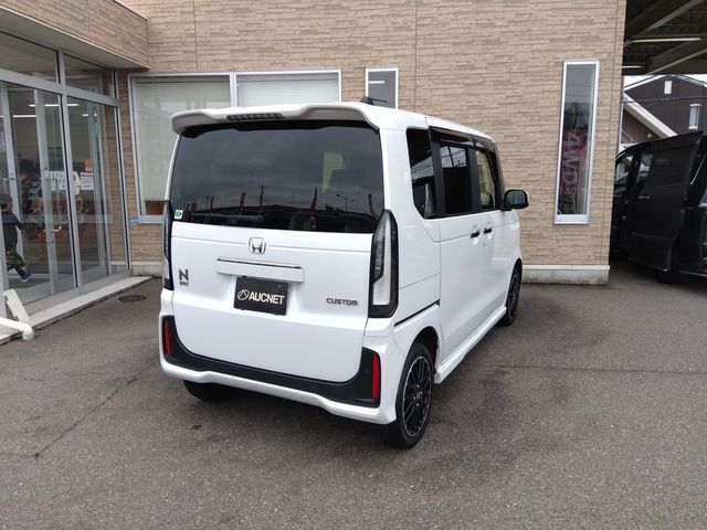 HONDA N BOX CUSTOM 4WD 2023