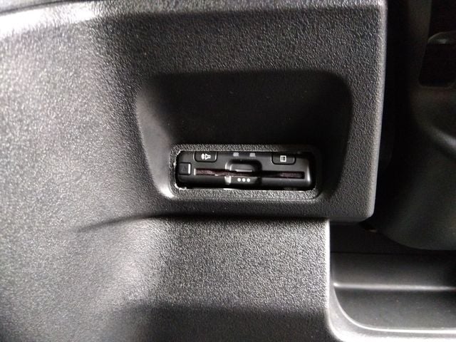 HONDA N BOX CUSTOM 4WD 2023