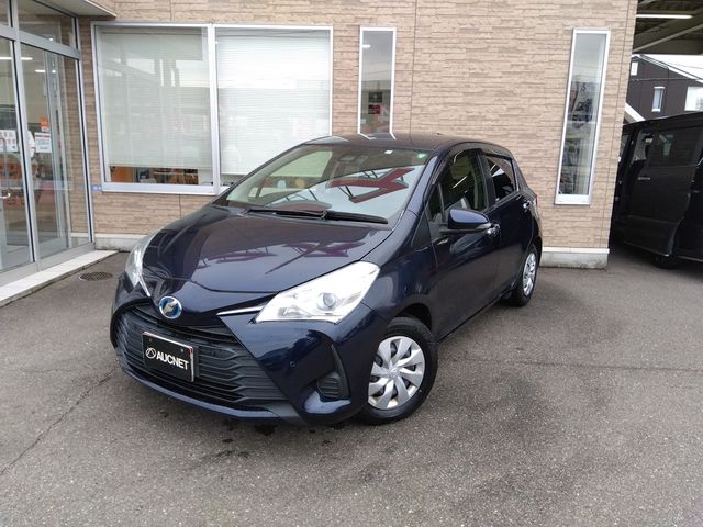 TOYOTA VITZ HYBRID 2018