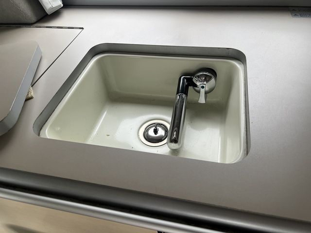 TOYOTA HIACE wagon 4WD 2009