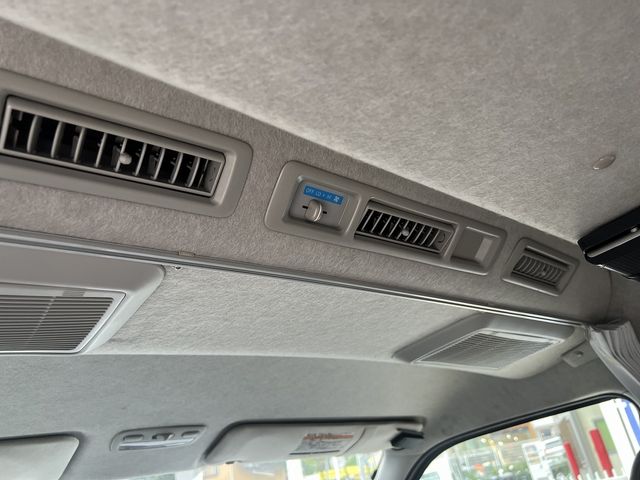 TOYOTA HIACE wagon 4WD 2009