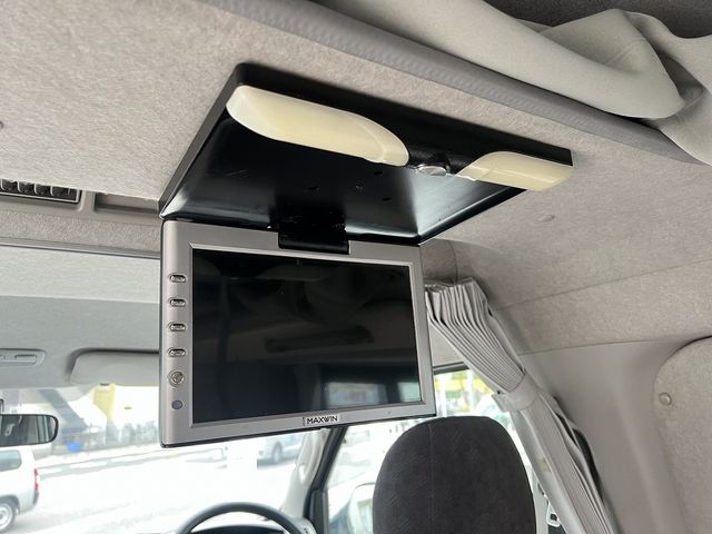 TOYOTA HIACE wagon 4WD 2009