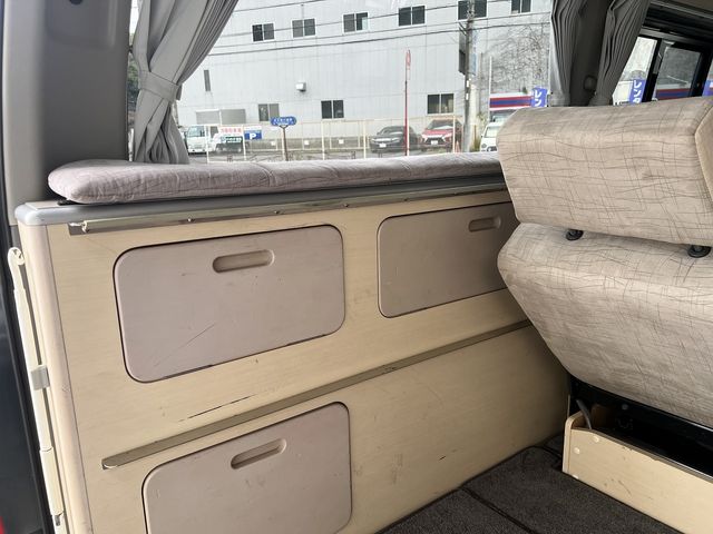 TOYOTA HIACE wagon 4WD 2009