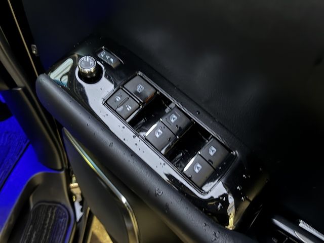 TOYOTA VELLFIRE 2018