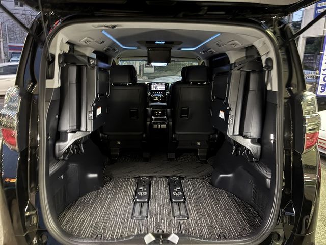 TOYOTA VELLFIRE 2018