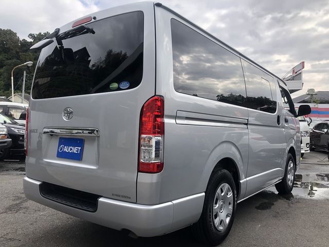 TOYOTA HIACE van 1.25t 2WD 2019