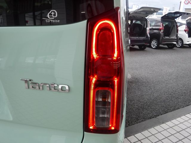 DAIHATSU TANTO 2021