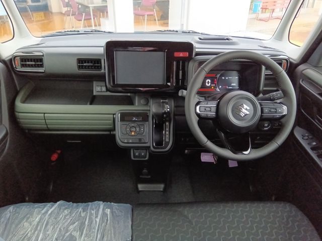 SUZUKI Spacia GEAR 2024