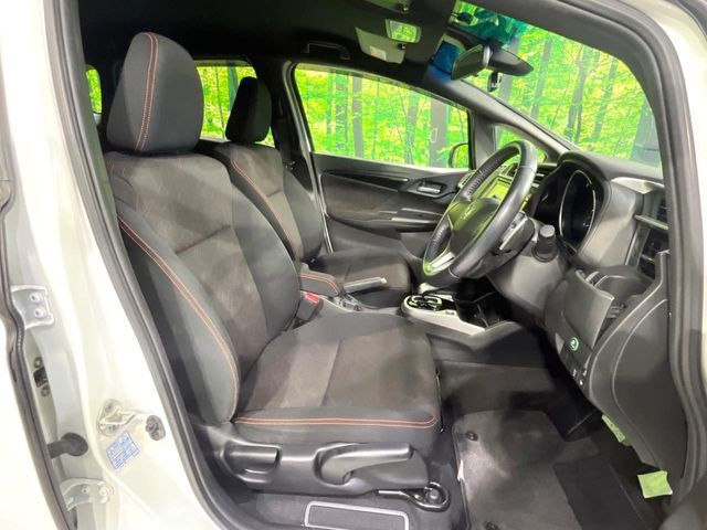 HONDA FIT HYBRID 2015