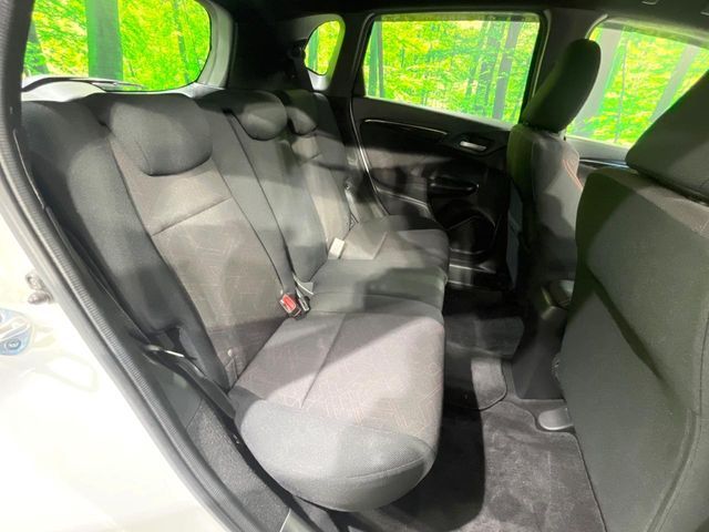 HONDA FIT HYBRID 2015