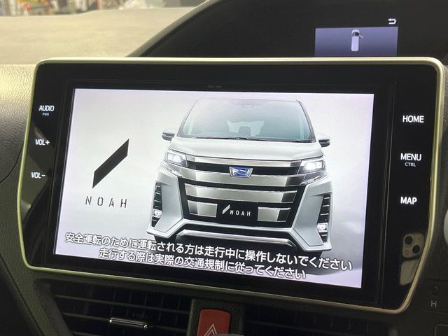 TOYOTA NOAH 2018