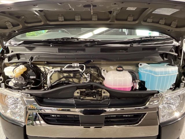 TOYOTA HIACE van 2WD 2023