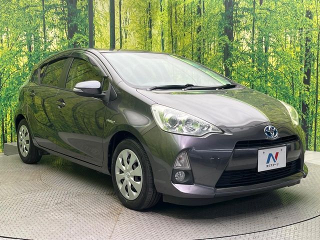 TOYOTA AQUA 2013