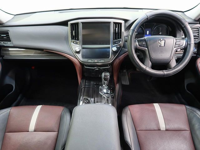 TOYOTA CROWN sedan hybrid 2015