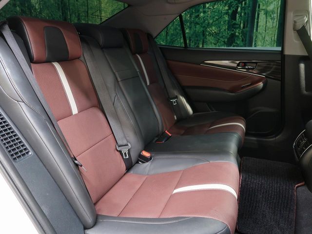 TOYOTA CROWN sedan hybrid 2015