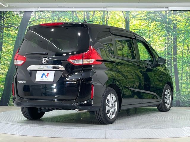 HONDA FREED HYBRID 2023