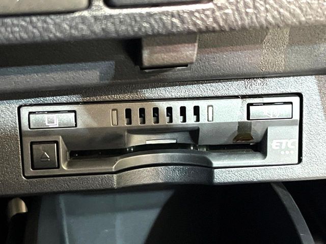 TOYOTA VELLFIRE 2017