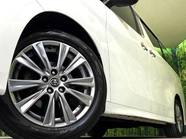 TOYOTA VELLFIRE 2017