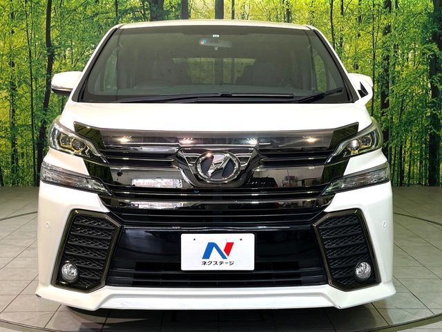 TOYOTA VELLFIRE 2017