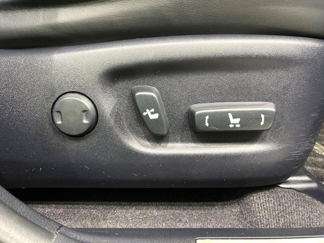 TOYOTA HARRIER 2WD 2014