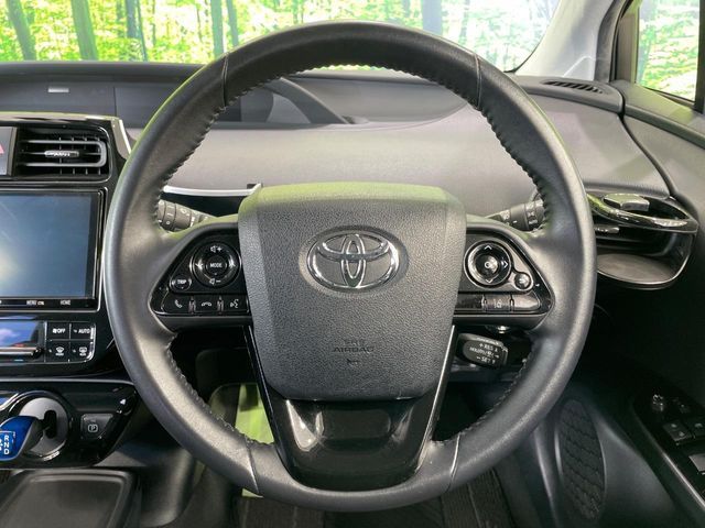 TOYOTA PRIUS 2019