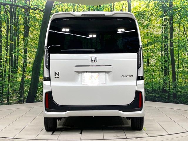 HONDA N BOX CUSTOM 2024