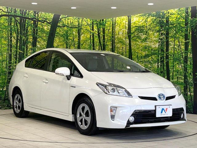 TOYOTA PRIUS 2012