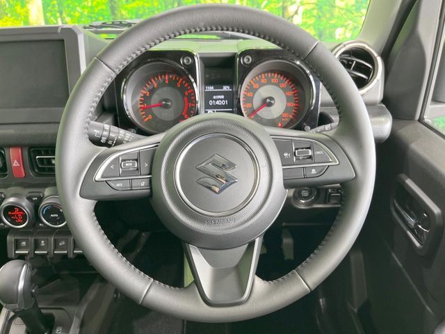 SUZUKI JIMNY NOMADE 2025