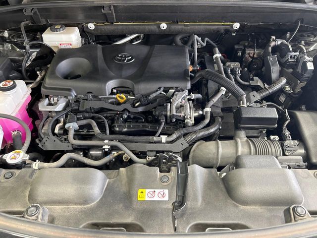 TOYOTA HARRIER HYBRID 2021