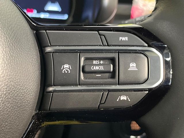 SUZUKI Spacia GEAR 2024