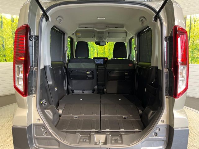 SUZUKI Spacia GEAR 2024