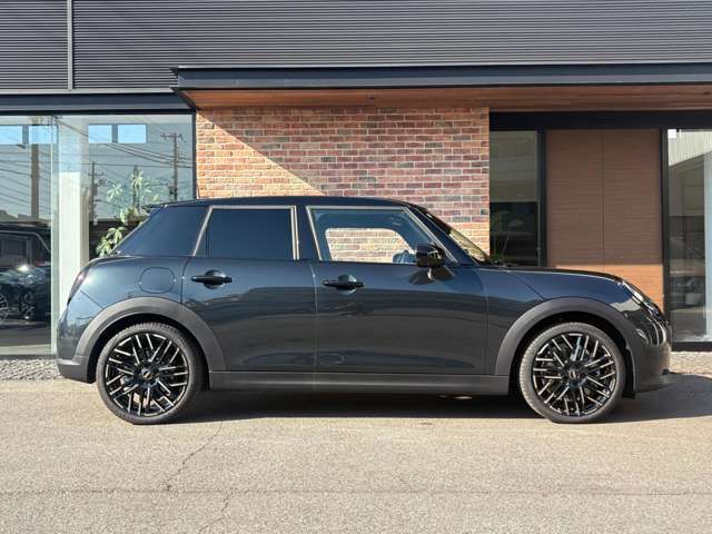 BMW MINI COOPER 5DOOR 2025