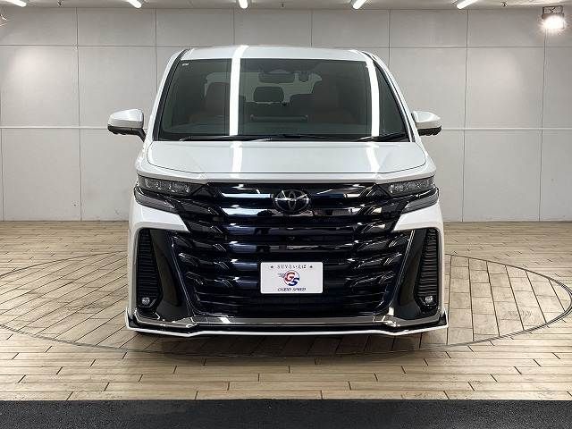 TOYOTA VELLFIRE  HYBRID 2023