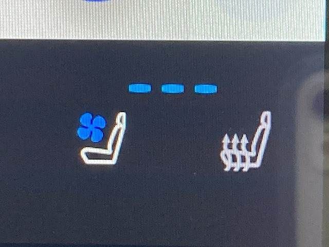 TOYOTA VELLFIRE  HYBRID 2023