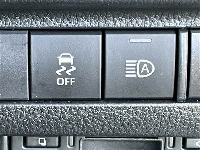 TOYOTA HARRIER 2WD 2024