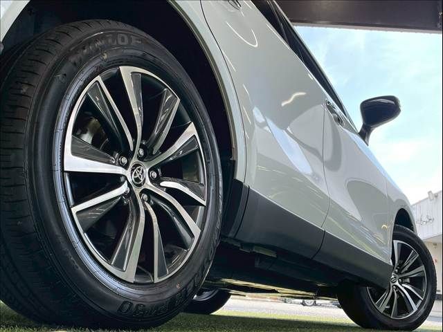 TOYOTA HARRIER 2WD 2024