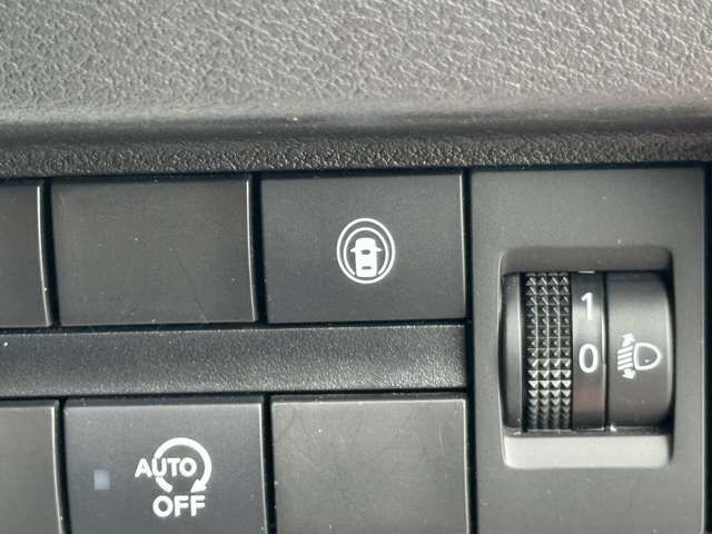 MITSUBISHI ek X 2020