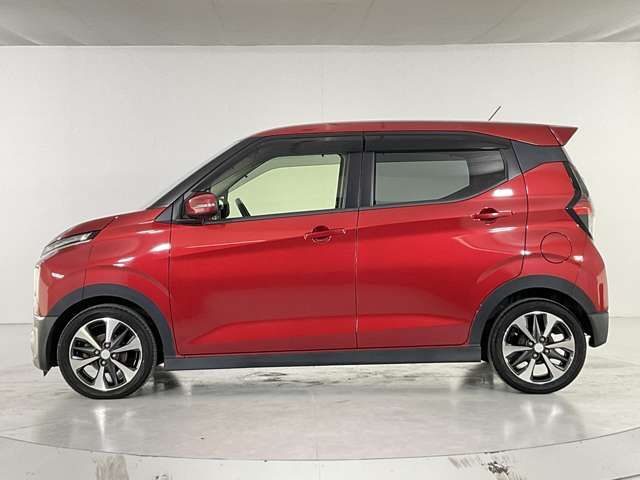 MITSUBISHI ek X 2020