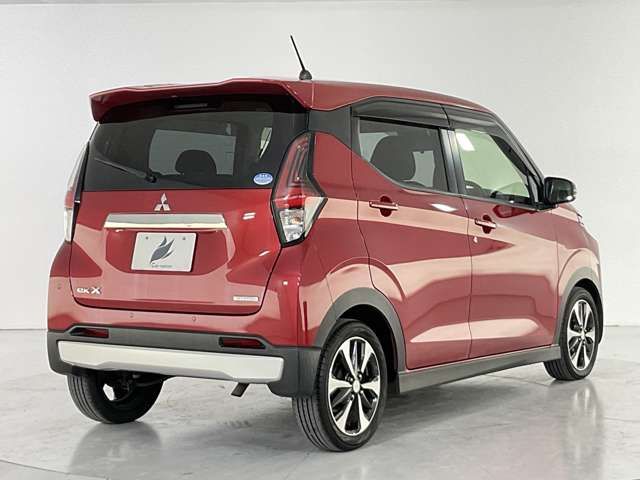 MITSUBISHI ek X 2020