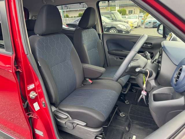 MITSUBISHI ek X 2020