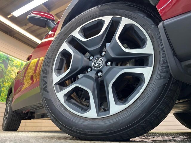 TOYOTA RAV4 4WD 2019