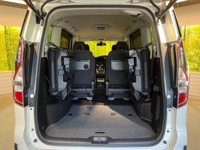 NISSAN SERENA  WG 2020